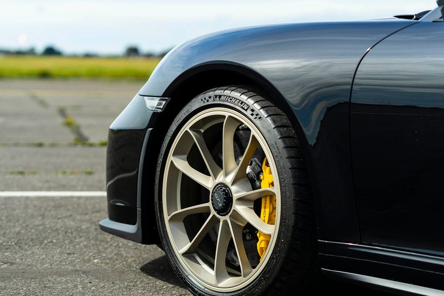 2018 Porsche 911 GT3 4.0 Clubsport Manual