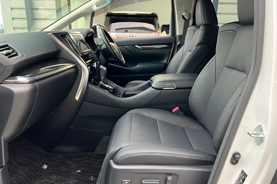 Toyota Vellfire In Stock Pilot Seat 3.5 4wd