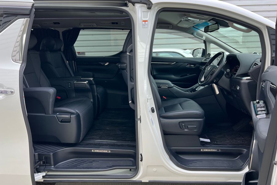 Toyota Vellfire In Stock Pilot Seat 3.5 4wd