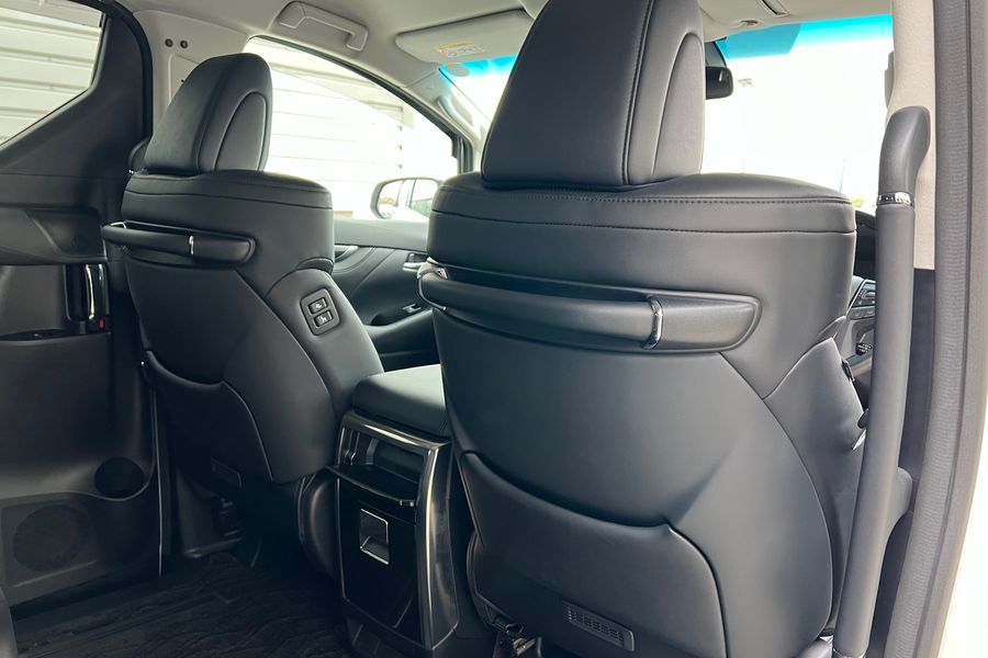 Toyota Vellfire In Stock Pilot Seat 3.5 4wd