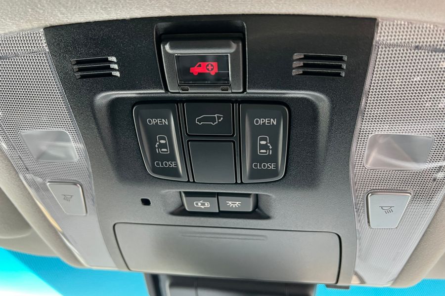 Toyota Vellfire In Stock Pilot Seat 3.5 4wd