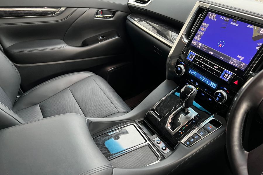 Toyota Alphard, In Stock, 3.5 4WD Pilot Seat,