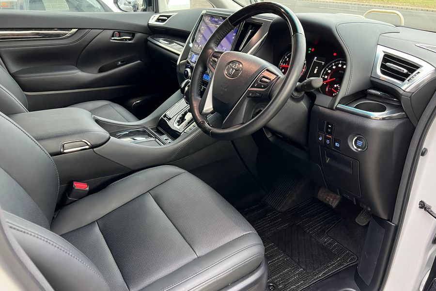 Toyota Alphard, In Stock, 3.5 4WD Pilot Seat,