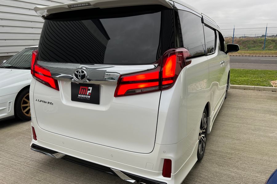 Toyota Alphard, In Stock, 3.5 4WD Pilot Seat,