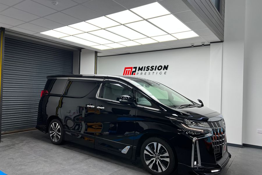 Toyota Alphard: 3.5 Automatic
