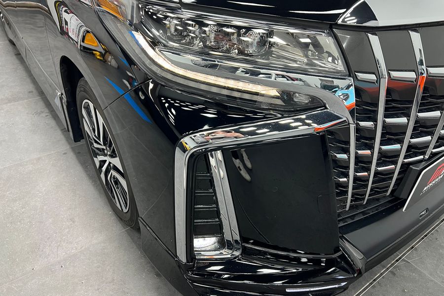 Toyota Alphard: 3.5 Automatic