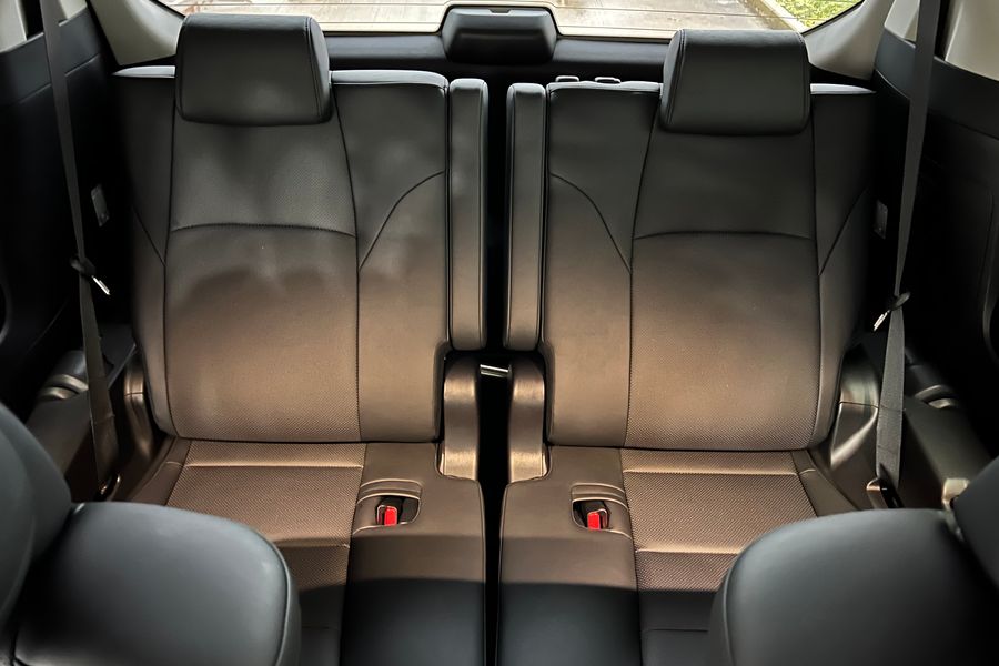 Toyota Alphard: 3.5 Automatic