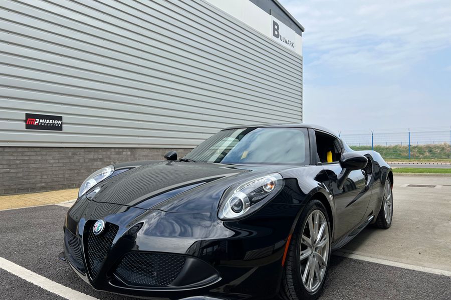 2017 Alfa Romeo 4C