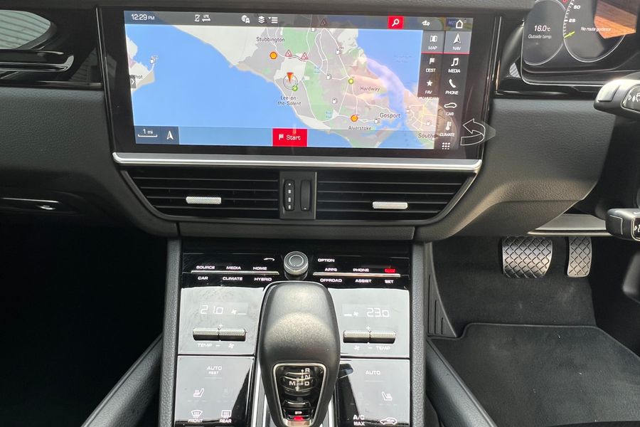 2020 Porsche Cayenne E-Hybrid