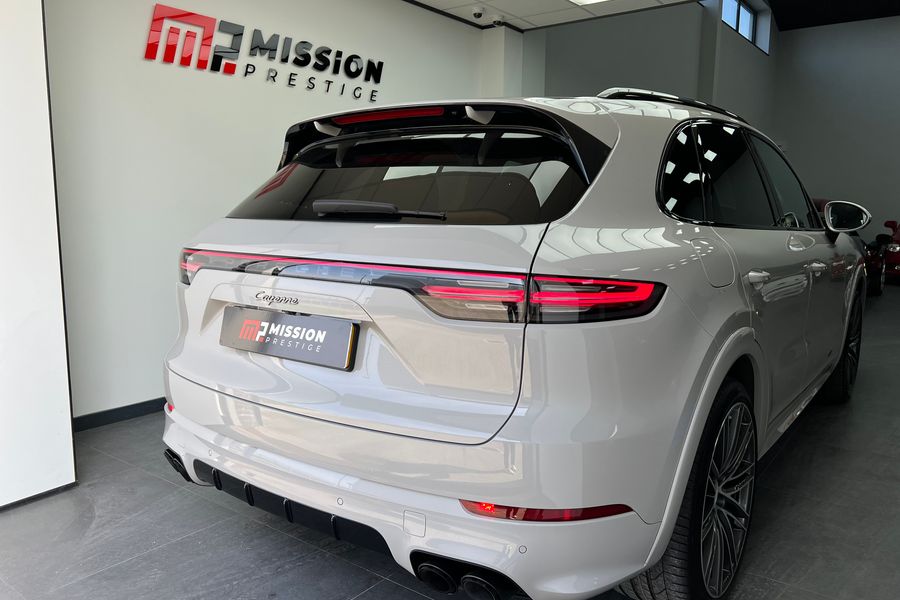 2020 Porsche Cayenne E-Hybrid