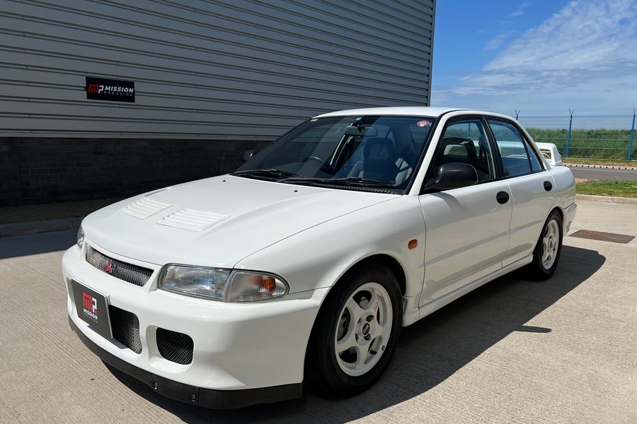 Mitsibushi Lancer Evo 2 RS