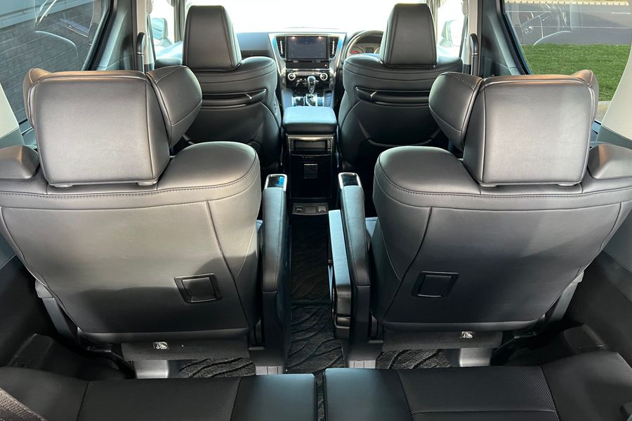 2019 Toyota Vellfire 2.5