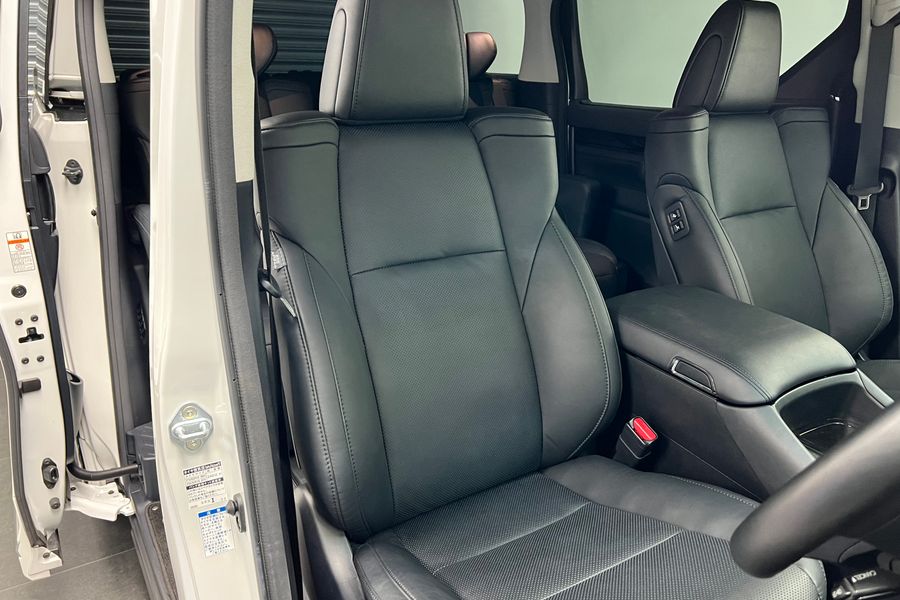 2019 Toyota Vellfire 2.5