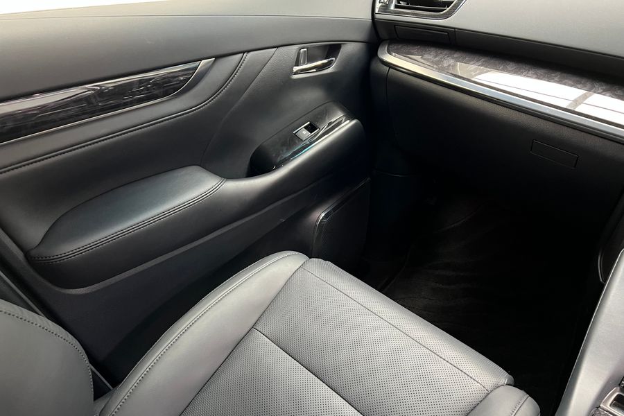 2019 Toyota Vellfire 2.5