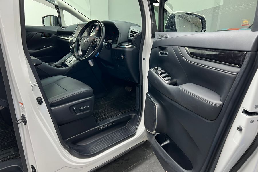 2019 Toyota Alphard 3.5