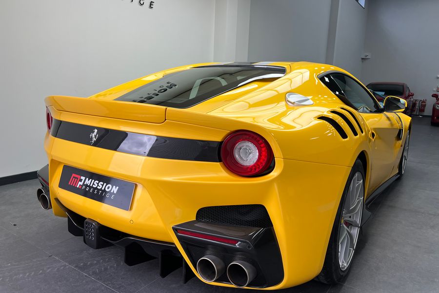 2016 Ferrari F12tdf