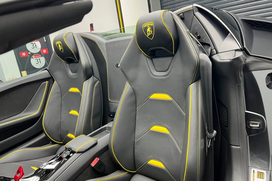 2023 Lamborghini Huracan Evo Spyder