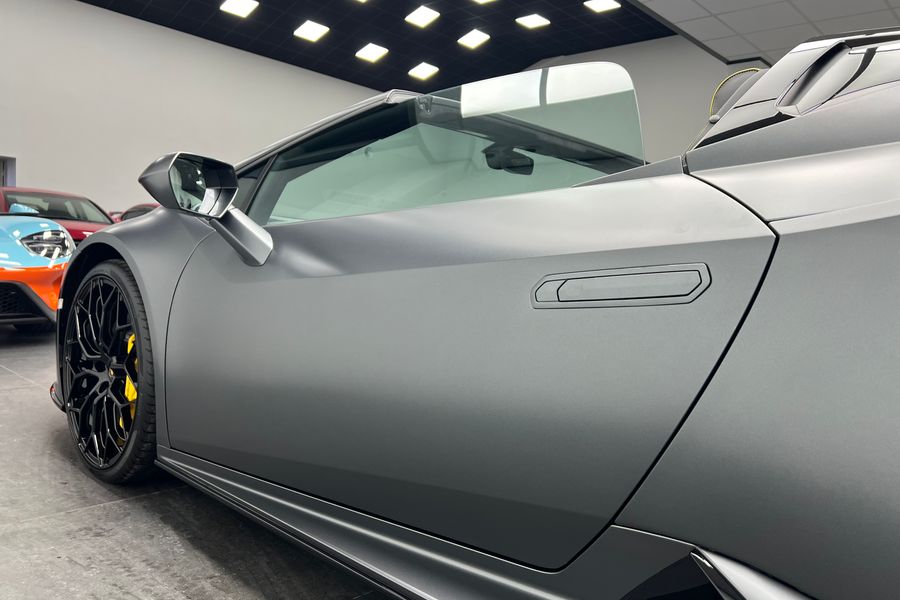 2023 Lamborghini Huracan Evo Spyder