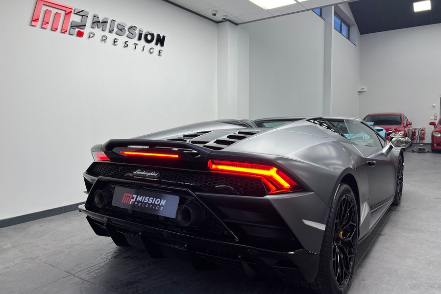 2023 Lamborghini Huracan Evo Spyder
