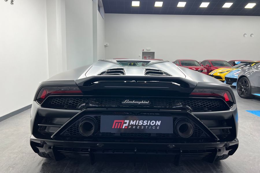 2023 Lamborghini Huracan Evo Spyder