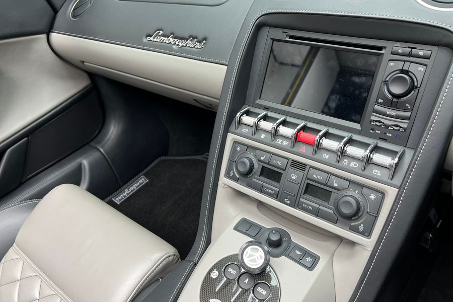 2011 Lamborghini Gallardo Spyder LP-560-4