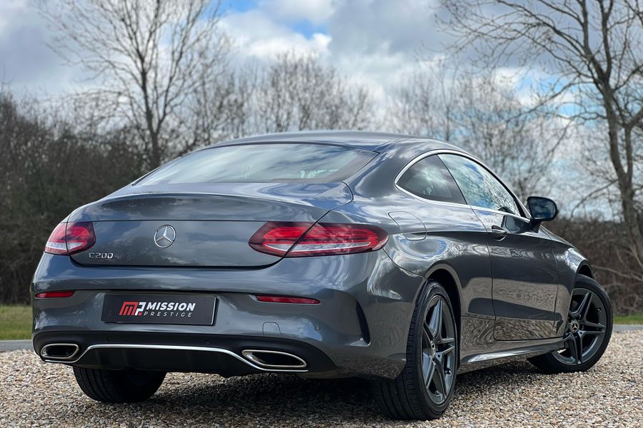 2019 Mercedes-Benz C200 AMG-line
