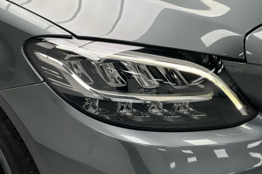 2019 Mercedes-Benz C200 AMG-line