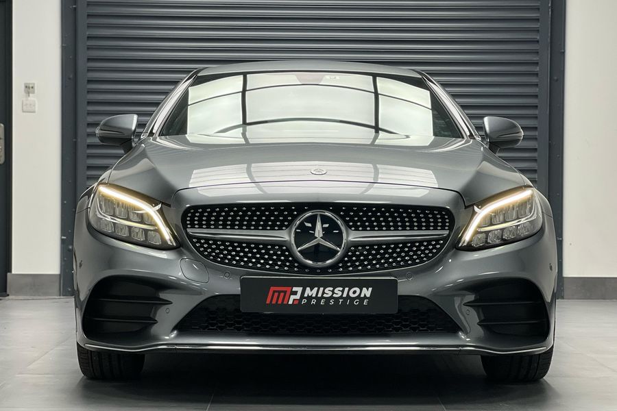 2019 Mercedes-Benz C200 AMG-line