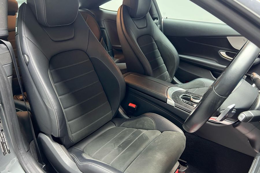 2019 Mercedes-Benz C200 AMG-line