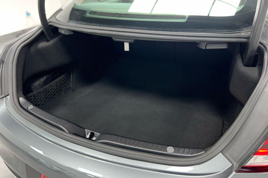 2019 Mercedes-Benz C200 AMG-line