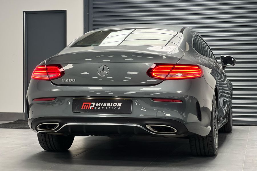 2019 Mercedes-Benz C200 AMG-line