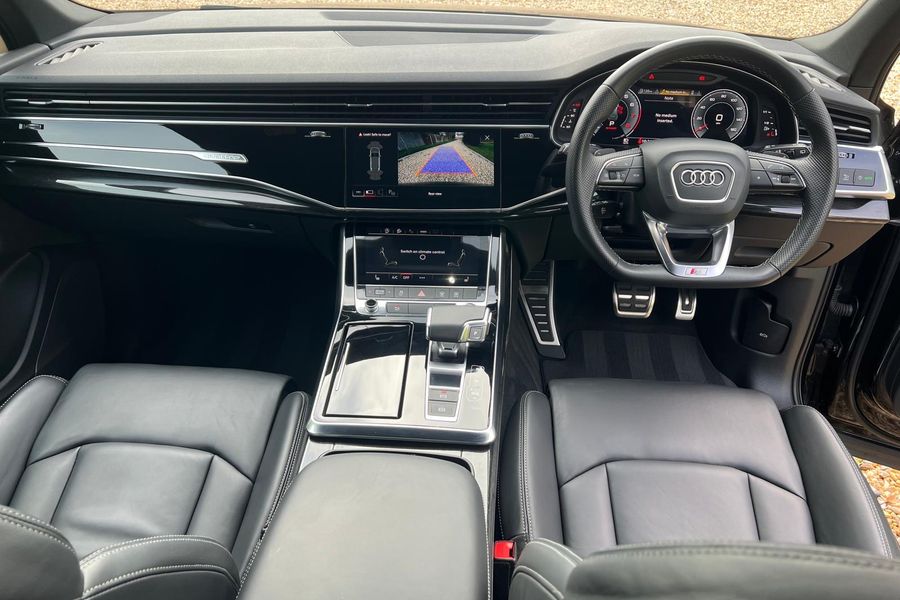 2022 Audi Q7 Black Edition