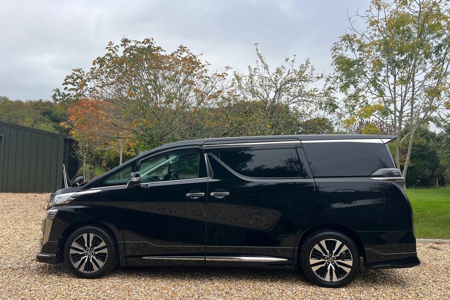 2018 Toyota Vellfire