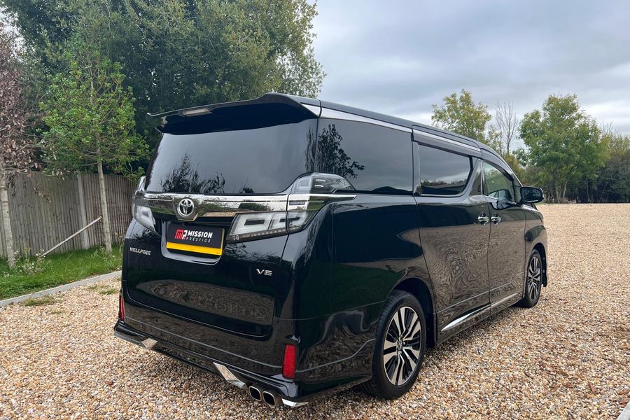 2018 Toyota Vellfire