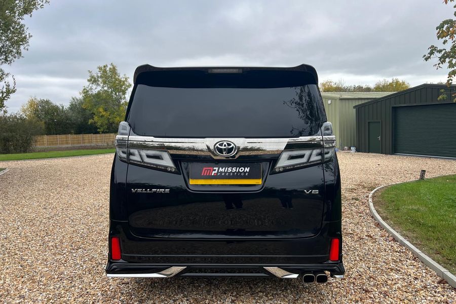 2018 Toyota Vellfire