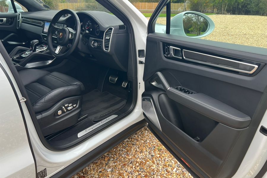 2019 Porsche Cayenne Turbo
