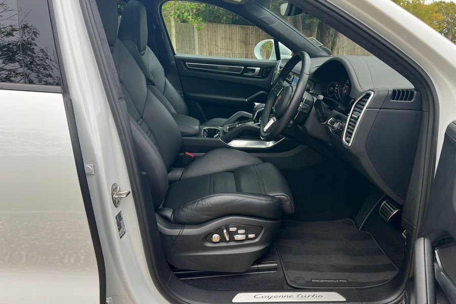 2019 Porsche Cayenne Turbo